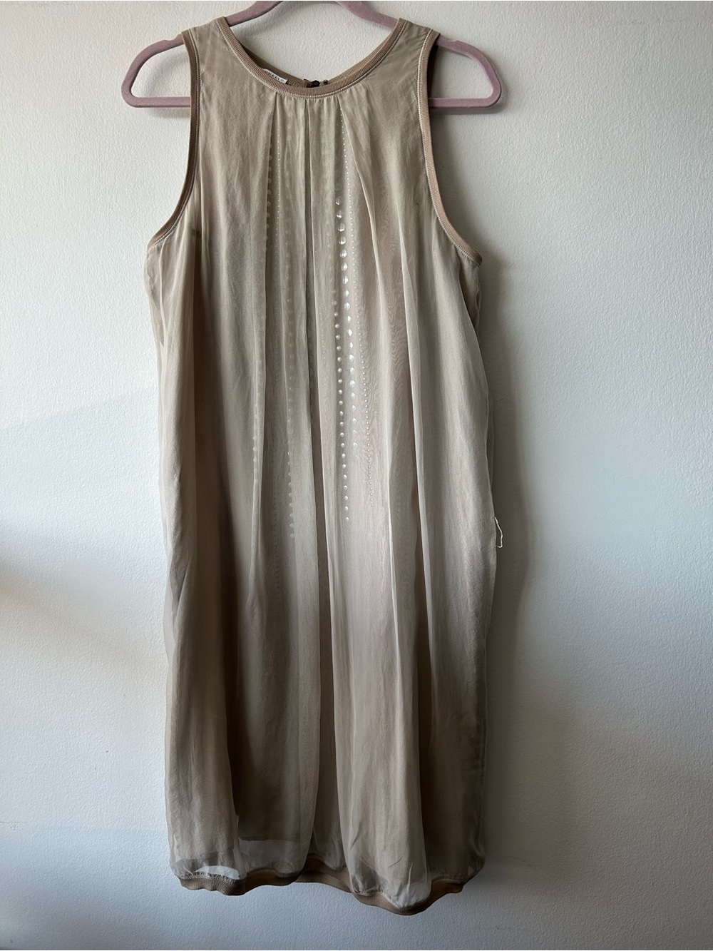 Brunello Cucinelli sleeveless dress 100% silk in beige